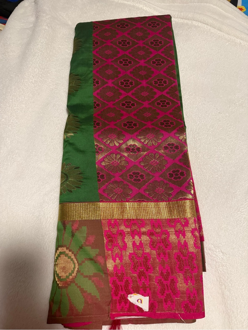 Elegant Pink and Green Woven Women's Scarf with Gold Accents